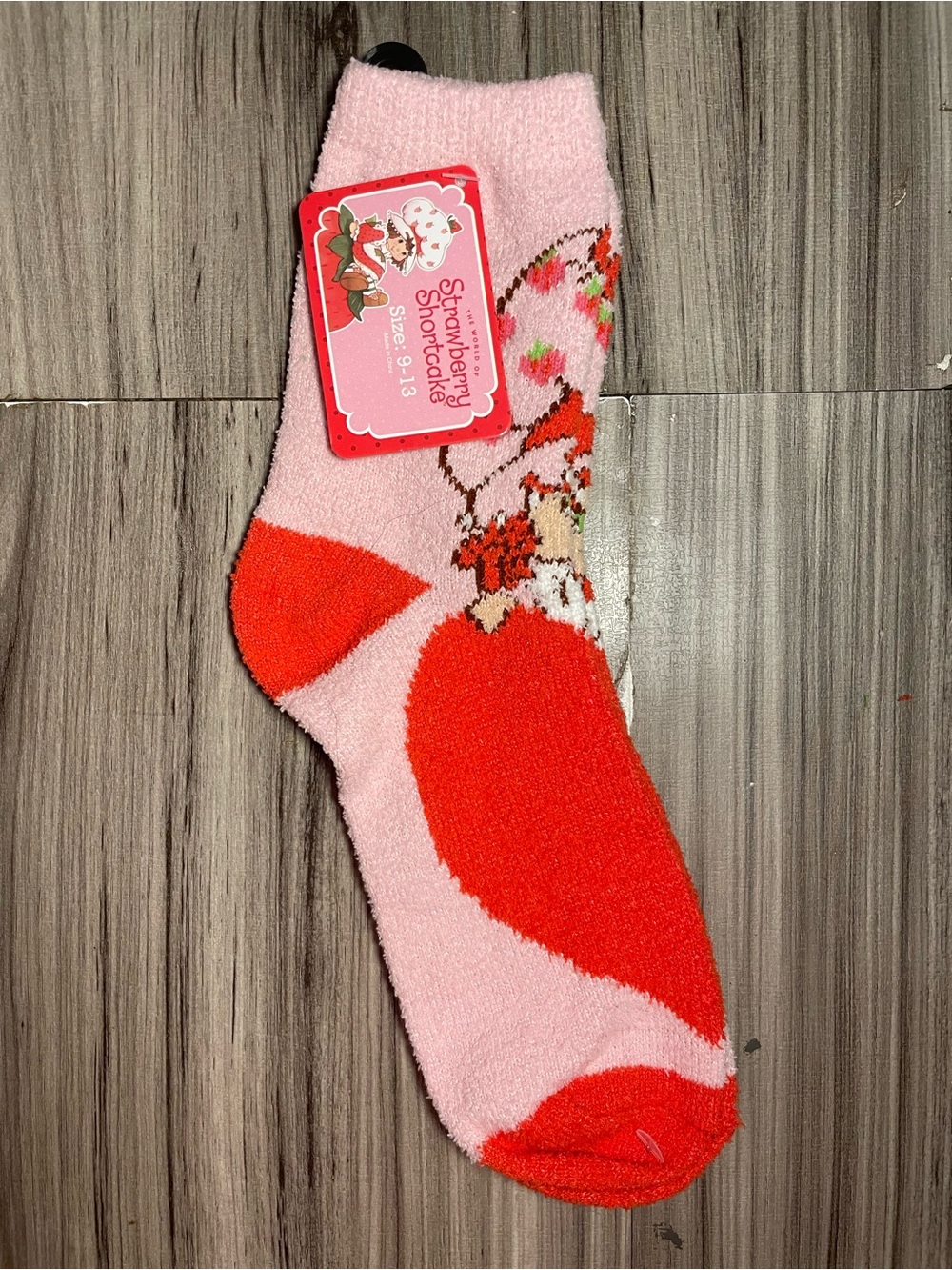 NWT Strawberry Shortcake Cozy Crew Socks Pink Women’s Size 9–13